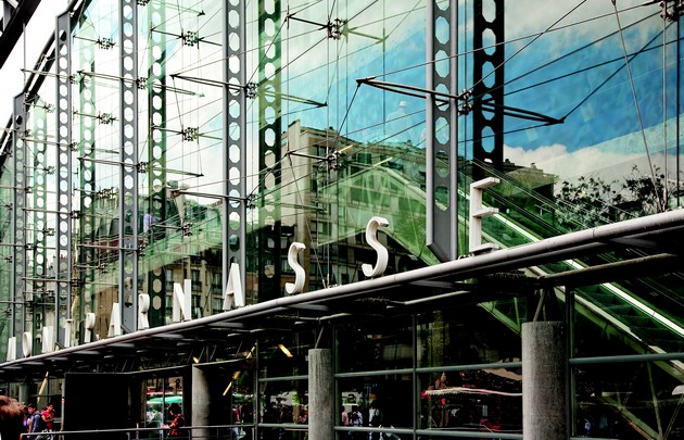Gare Paris-Montparnasse. Un labyrinthe de 120 km sous haute tension